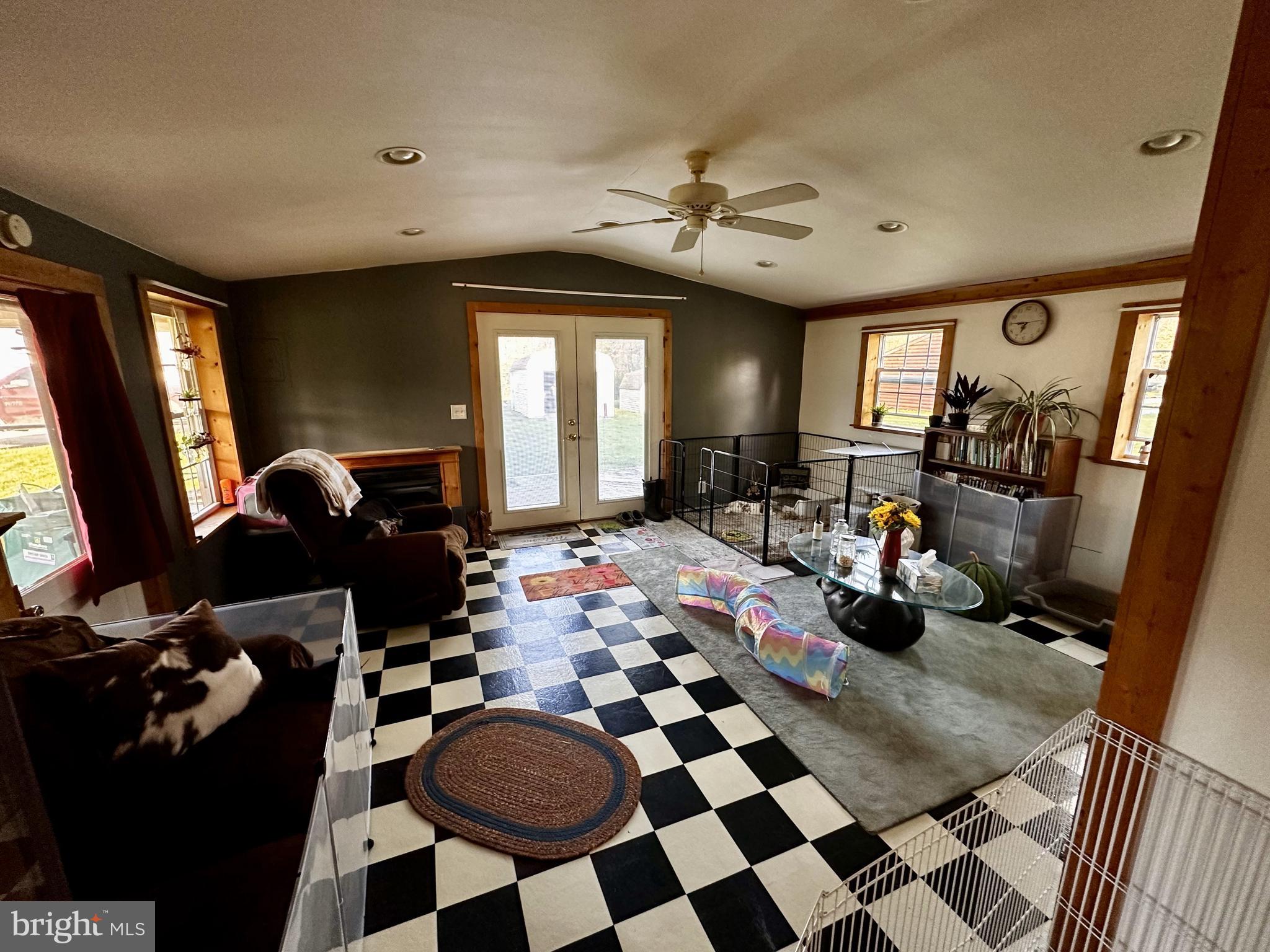 202 Decatur Street Elizabethtown, PA 17022 - Photo 14 of 26 Gallery Image 14