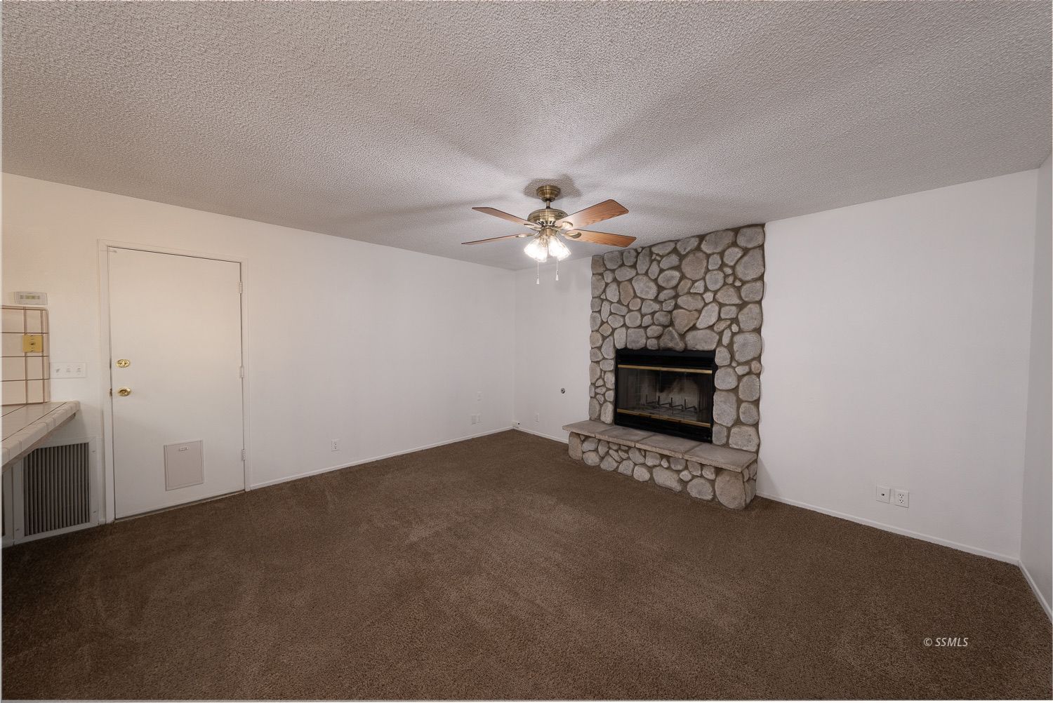 600 South Appaloosa Street Ridgecrest, CA 93555 - Photo 14 of 38