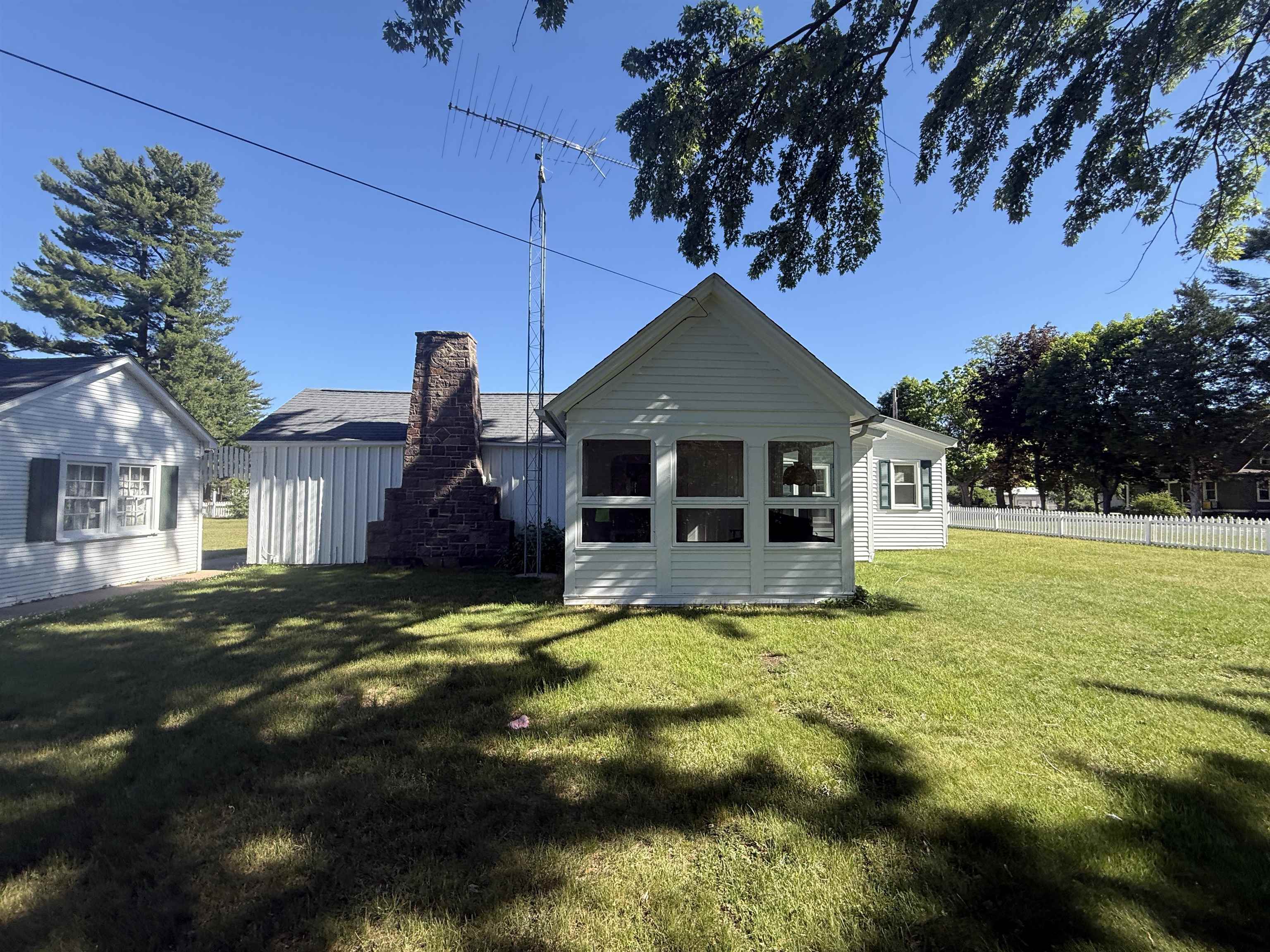 414 Foster Road Redgranite, WI 54970 - Photo 49 of 60
