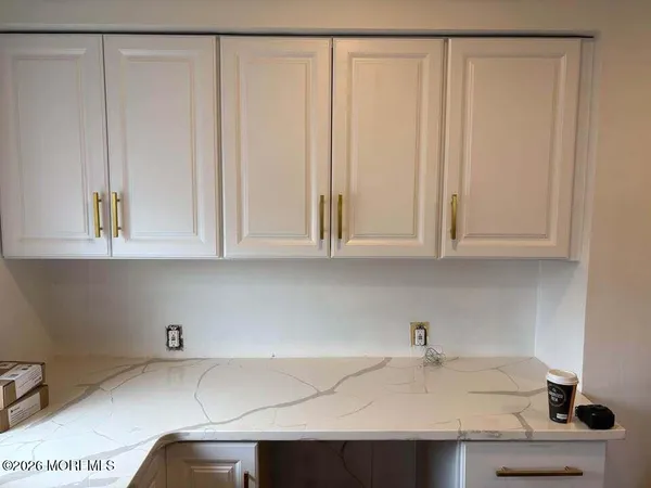 $2,600 | 14 Main Street, Unit 12, Farmingdale, NJ 07727