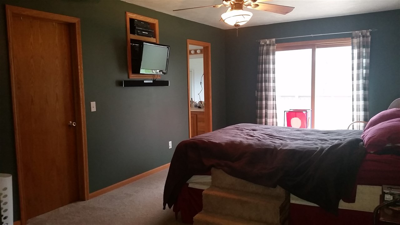 3760 North Pioneer Road Honor, MI 49640 - Photo 12 of 29 1815009-11.JPG