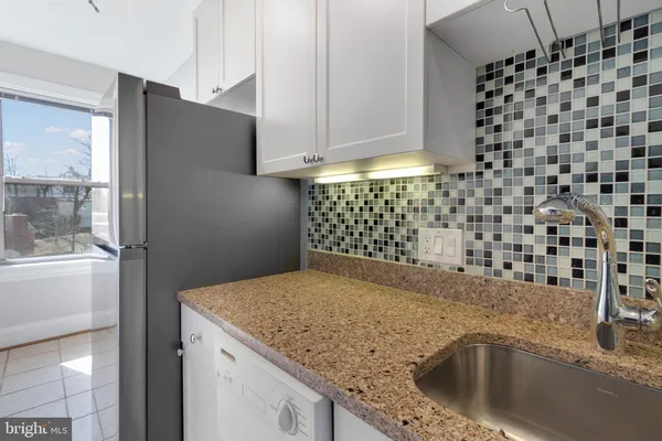 $1,950 | 3446 Connecticut Avenue Northwest, Unit 505, Washington, DC 20008