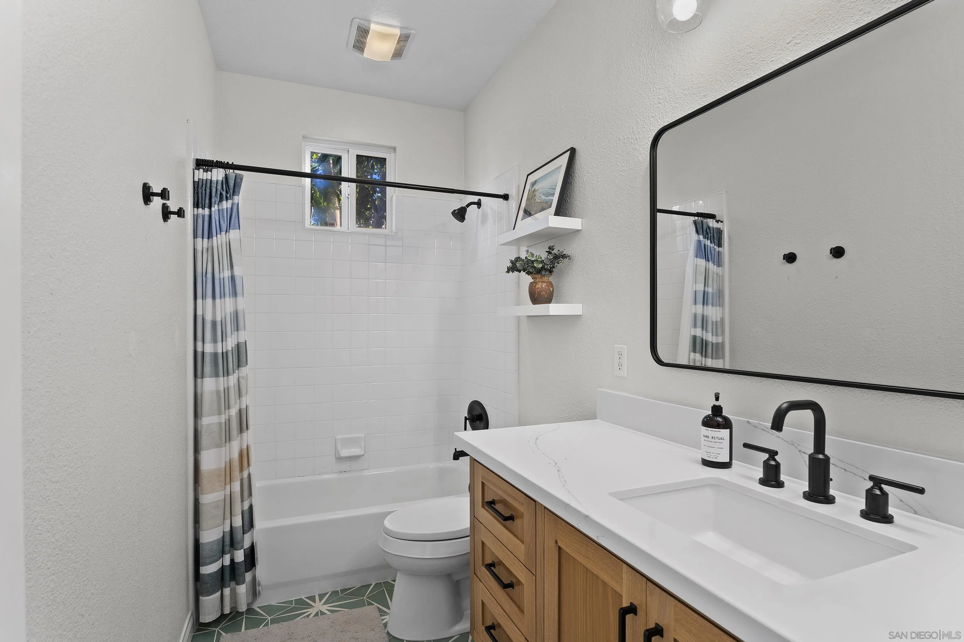 576 Samuel Court Encinitas, CA 92024 - Photo 20 of 36