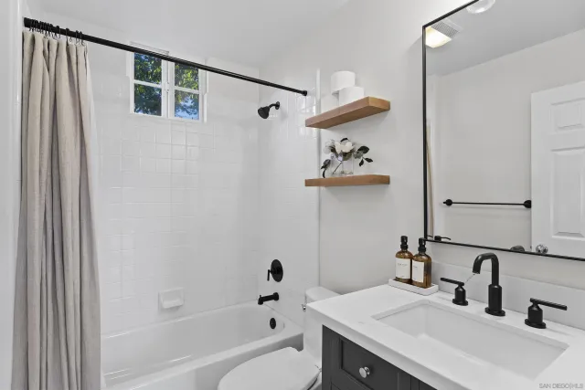 $2,499,000 | 576 Samuel Court, Encinitas, CA 92024