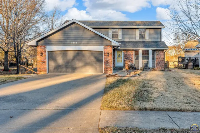 $299,900 | 3764 Southwest Deer Trail Drive, Topeka, KS 66610
