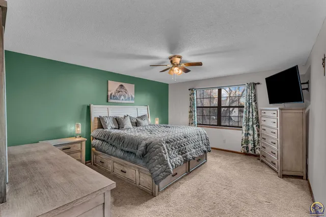 $299,900 | 3764 Southwest Deer Trail Drive, Topeka, KS 66610