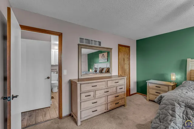 $299,900 | 3764 Southwest Deer Trail Drive, Topeka, KS 66610