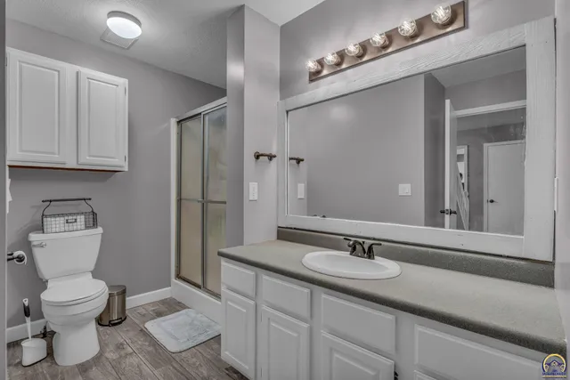 $299,900 | 3764 Southwest Deer Trail Drive, Topeka, KS 66610