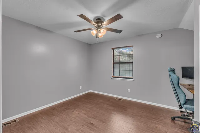 $299,900 | 3764 Southwest Deer Trail Drive, Topeka, KS 66610