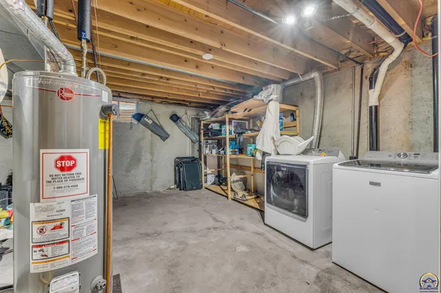 $299,900 | 3764 Southwest Deer Trail Drive, Topeka, KS 66610