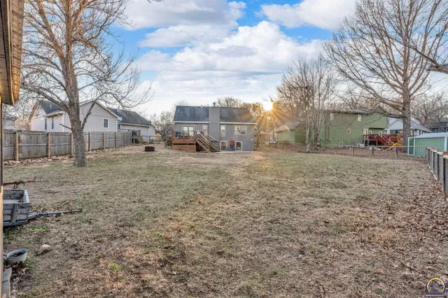 $299,900 | 3764 Southwest Deer Trail Drive, Topeka, KS 66610