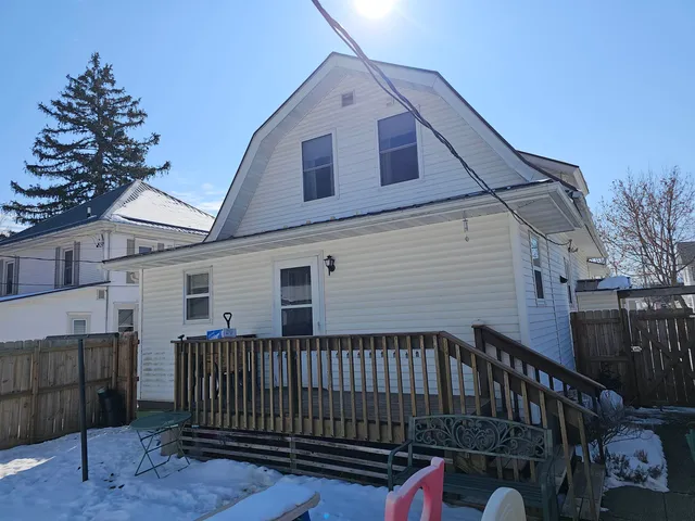 $145,000 | 313 East Dewey Street, Cassville, WI 53806