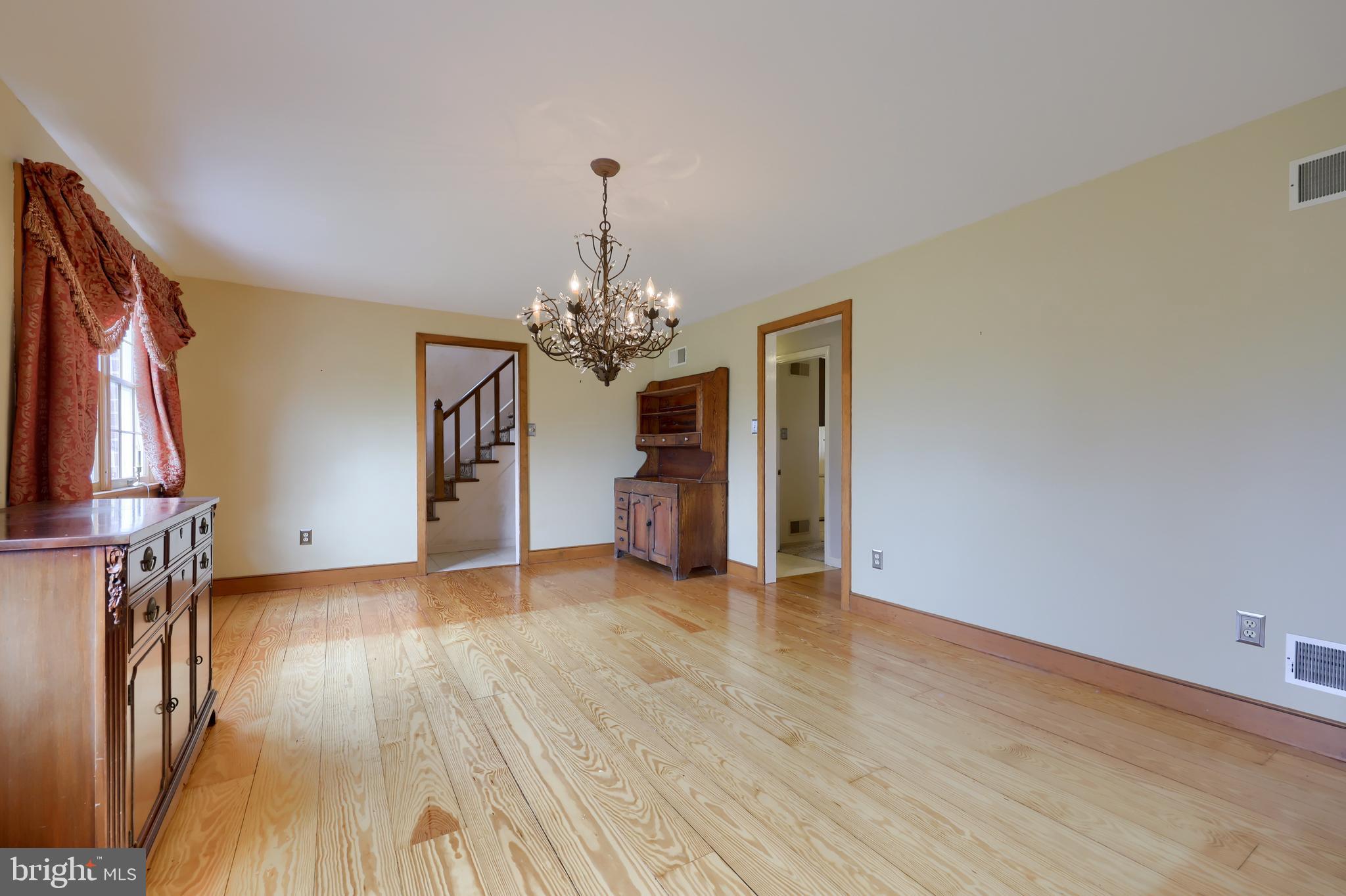 1883 Sanctuary Road Manheim, PA 17545 - Photo 7 of 44