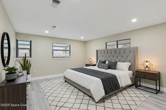 $324,900 | 1940 Dawn Drive, Melbourne, FL 32935