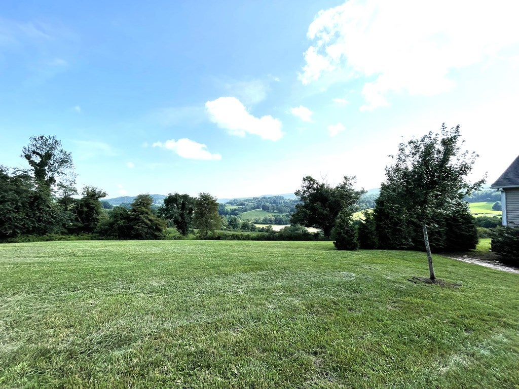 1020 Reedside Drive Fancy Gap, VA 24328 - Photo 27 of 27 Gallery Image 27