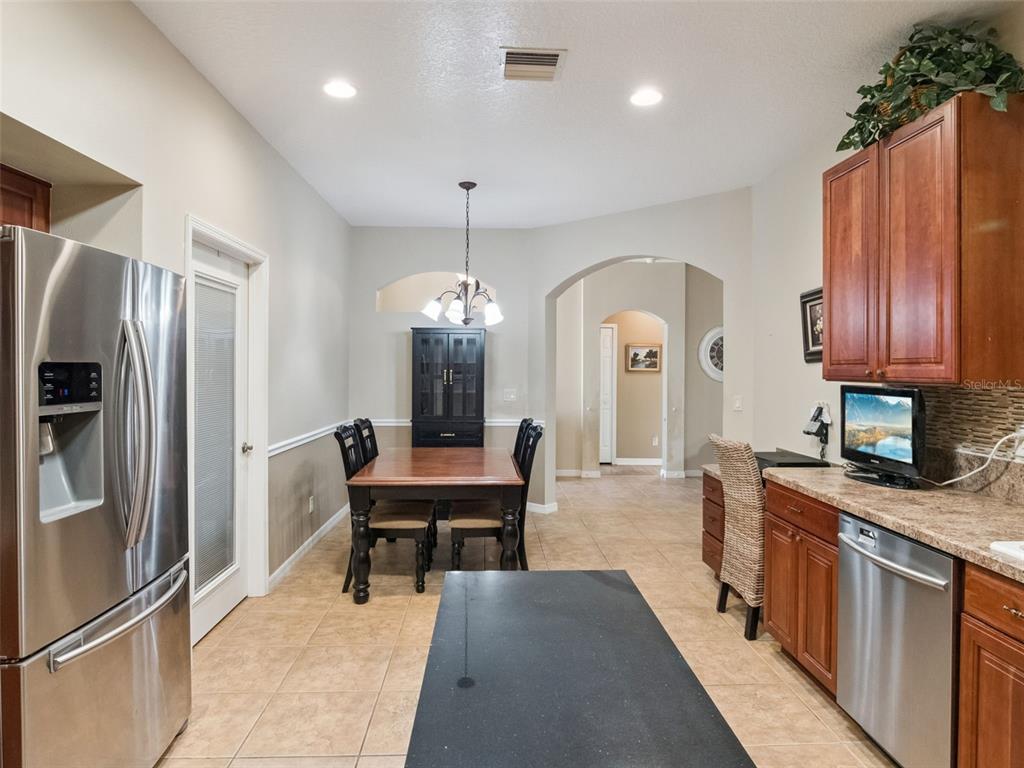 20639 Prince Ranier Place Leesburg, FL 34748 - Photo 12 of 64