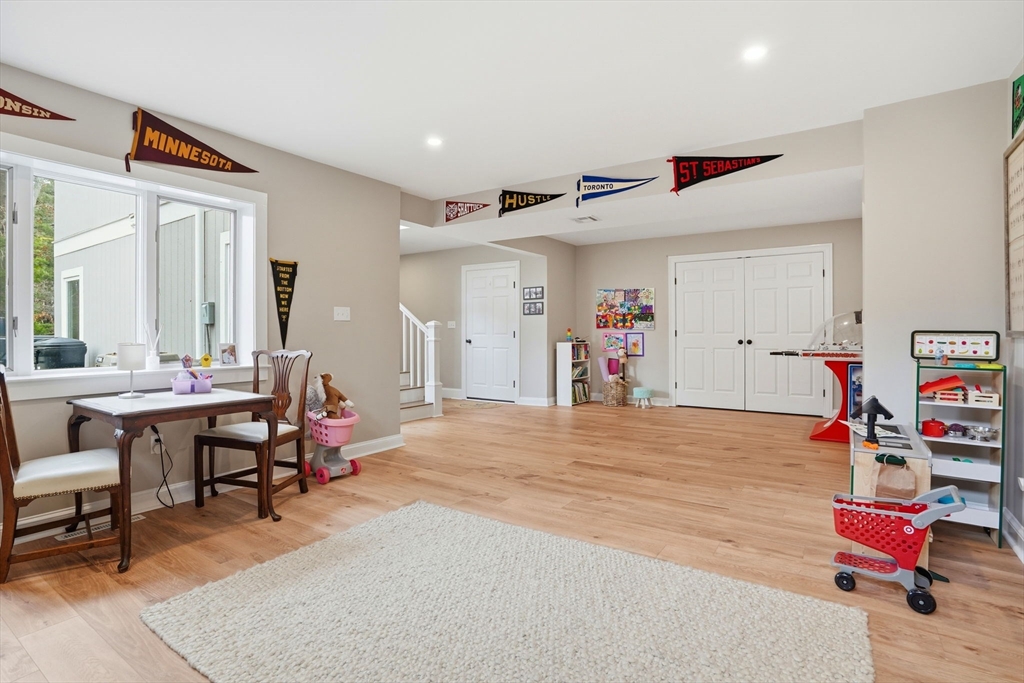 180 Chestnut Street Duxbury, MA 02332 - Photo 34 of 42
