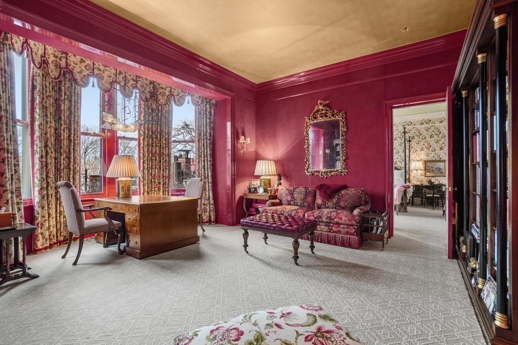 202 Beacon Street, Unit 3 Boston, MA 02116 - Photo 18 of 41