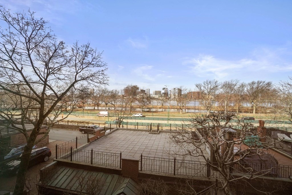 202 Beacon Street, Unit 3 Boston, MA 02116 - Photo 31 of 41