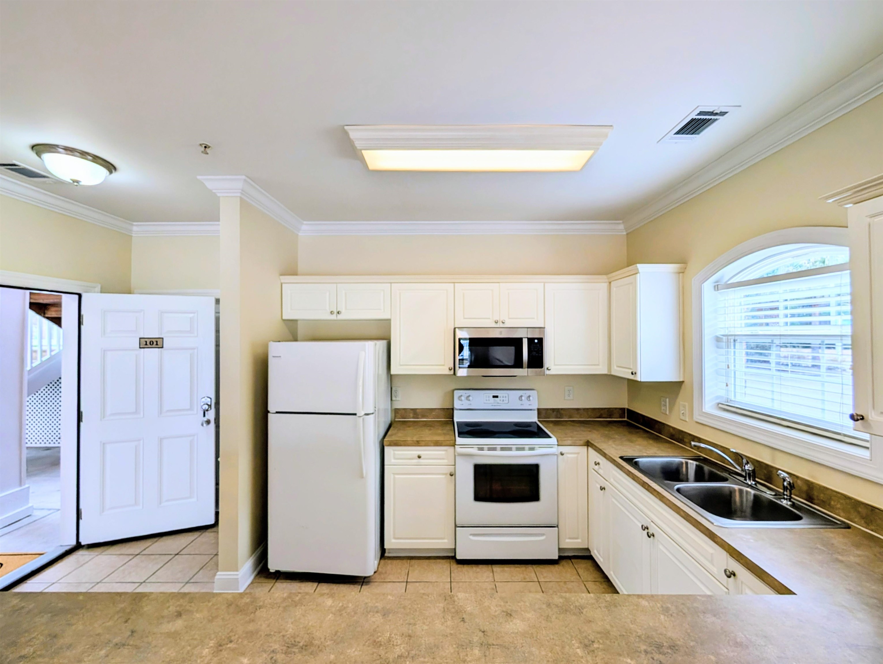 4803 Bovardia Place, Unit 101 Myrtle Beach, SC 29577 - Photo 4 of 24