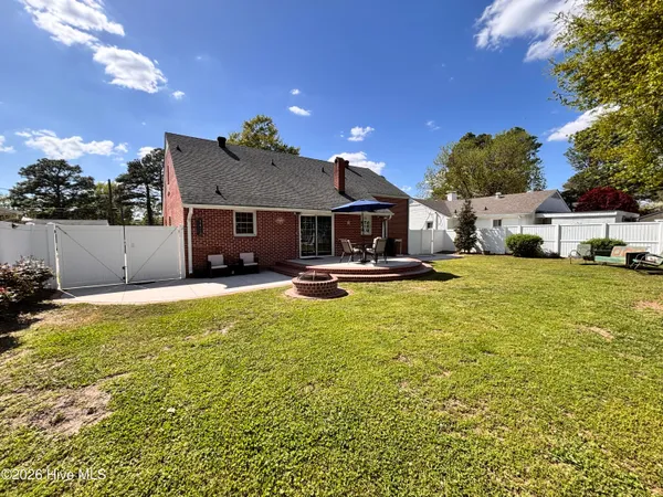 $289,000 | 612 Blaney Street, Clinton, NC 28328