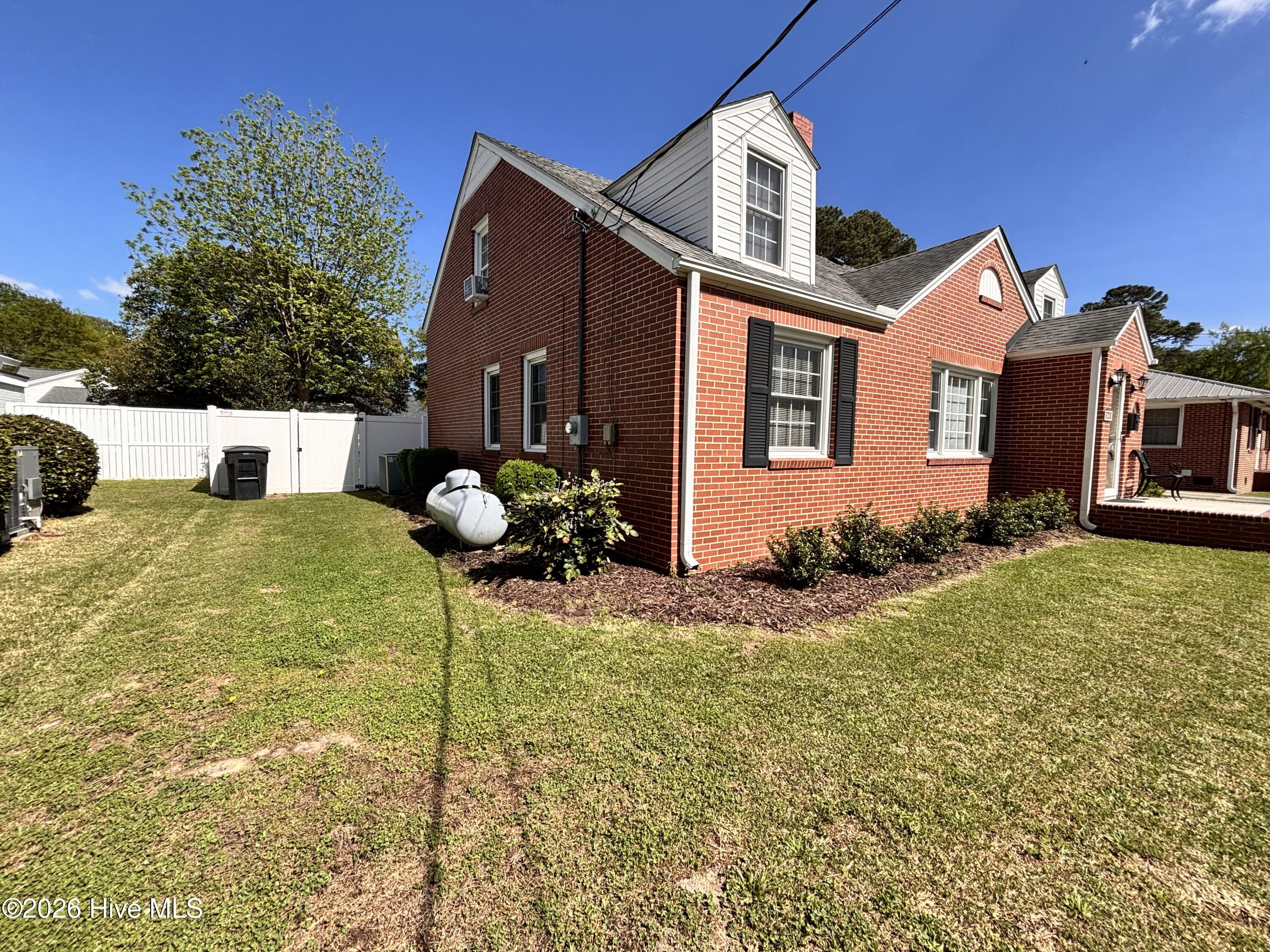 612 Blaney Street Clinton, NC 28328 - Photo 30 of 32 IMG_2050