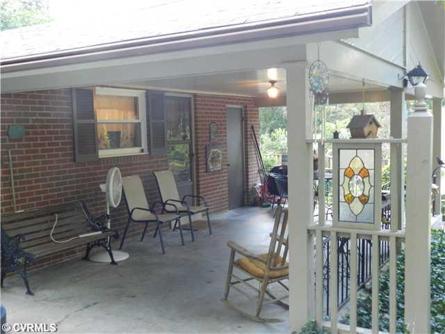 9118 Westone Road Mechanicsville, VA 23116 - Photo 2 of 12 Exterior Front