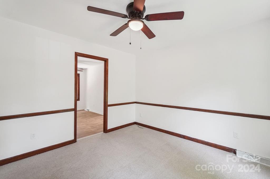8218 Castlekeep Road Charlotte, NC 28226 - Photo 16 of 48 Gallery Image 16