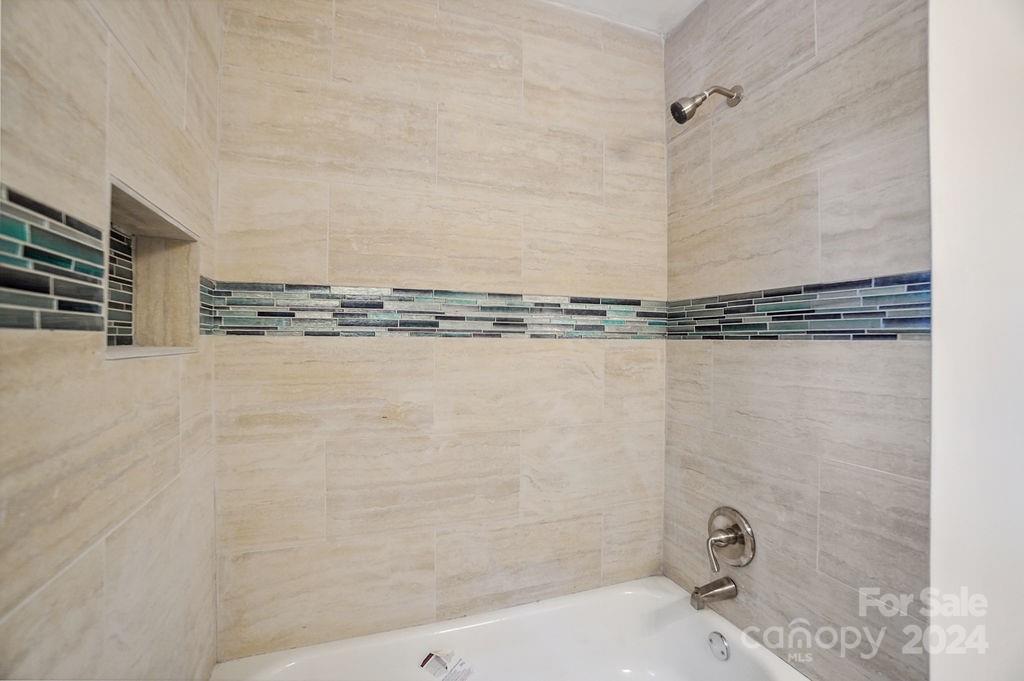 8218 Castlekeep Road Charlotte, NC 28226 - Photo 35 of 48 Gallery Image 35