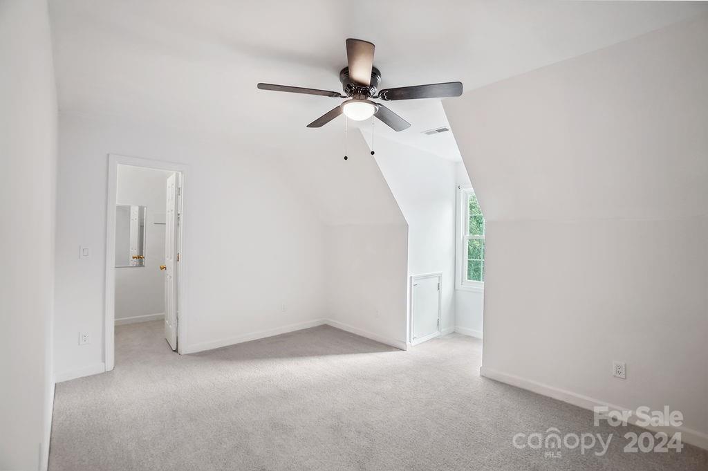 8218 Castlekeep Road Charlotte, NC 28226 - Photo 36 of 48 Gallery Image 36