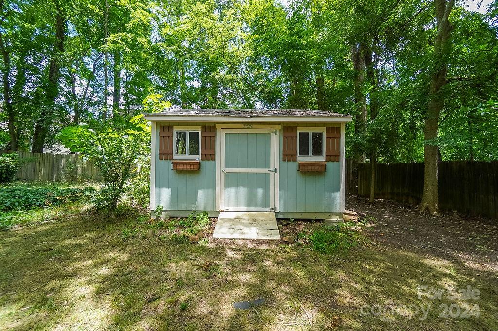 8218 Castlekeep Road Charlotte, NC 28226 - Photo 44 of 48 Gallery Image 44