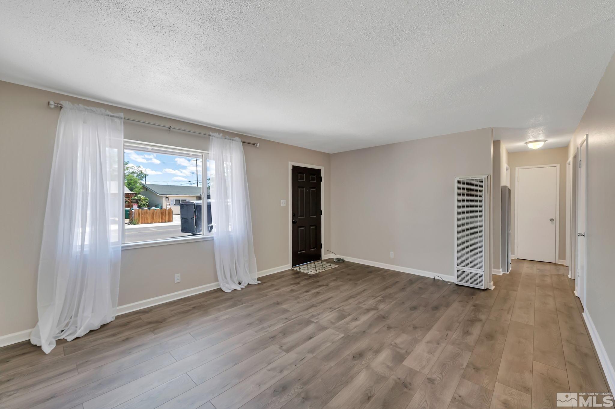 1195 Manhattan Street Reno, NV 89512 - Photo 7 of 25 Photo 7