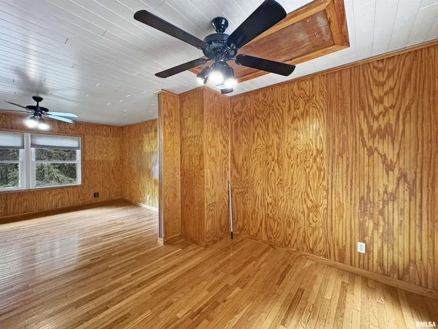 $349,900 | 18196-18200 River Road, Danvers, IL 61732