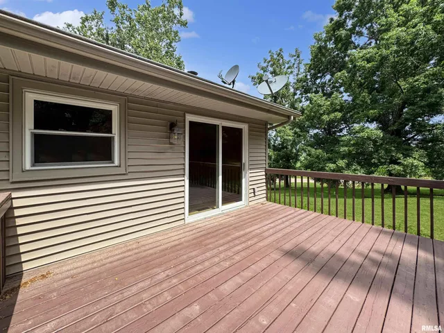 $349,900 | 18196-18200 River Road, Danvers, IL 61732