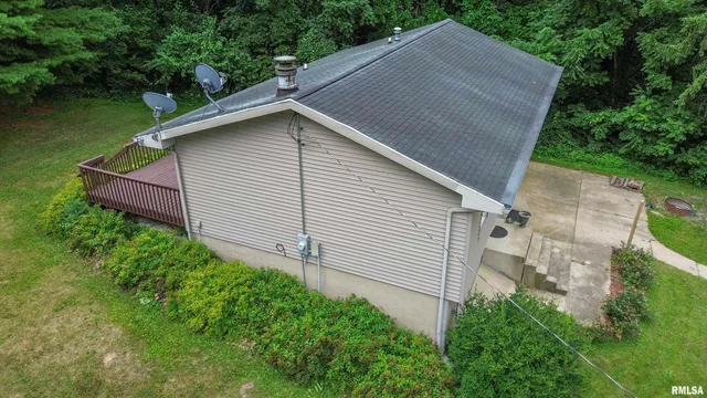 $349,900 | 18196-18200 River Road, Danvers, IL 61732