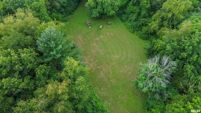 $349,900 | 18196-18200 River Road, Danvers, IL 61732