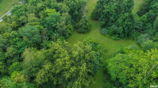 $349,900 | 18196-18200 River Road, Danvers, IL 61732