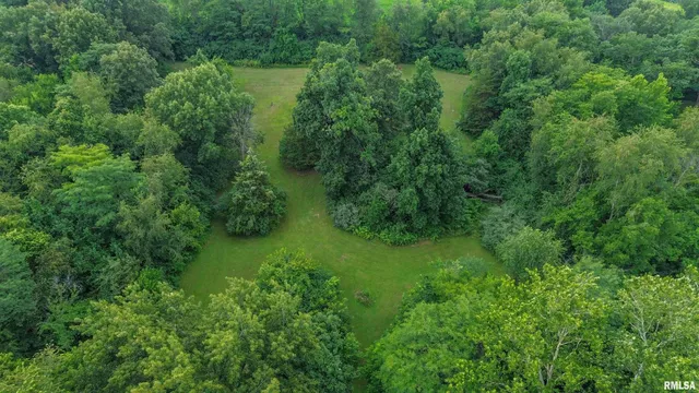 $349,900 | 18196-18200 River Road, Danvers, IL 61732