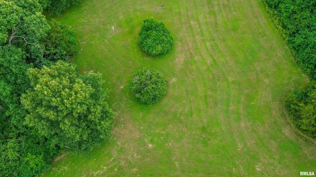 $349,900 | 18196-18200 River Road, Danvers, IL 61732