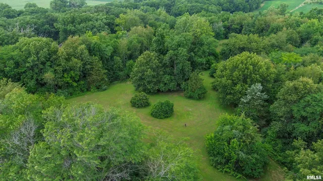 $349,900 | 18196-18200 River Road, Danvers, IL 61732