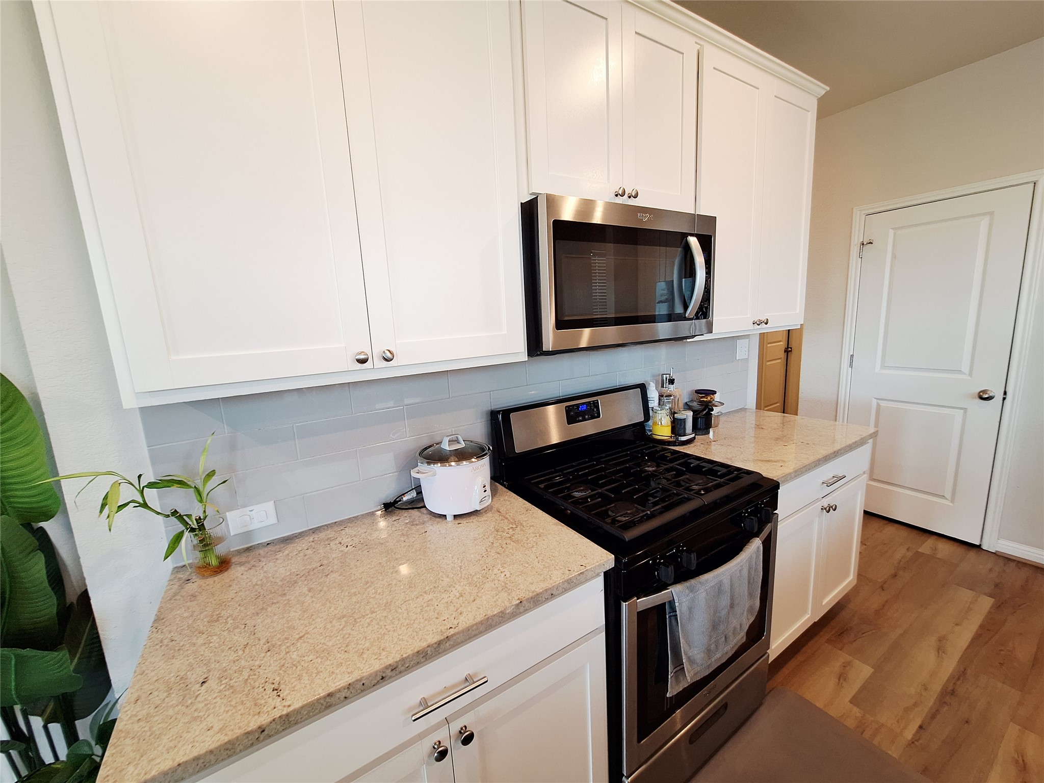 417 Dipprey Lane Georgetown, TX 78628 - Photo 8 of 25