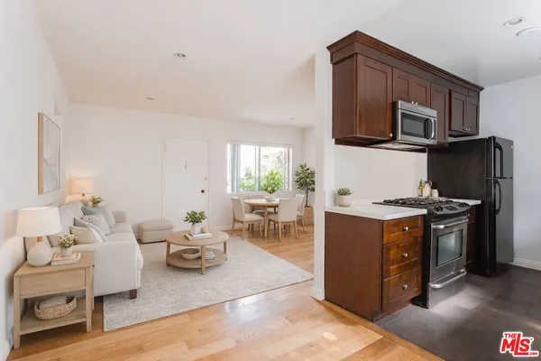 $3,895 | 420 Raymond Avenue, Unit 4, Santa Monica, CA 90405