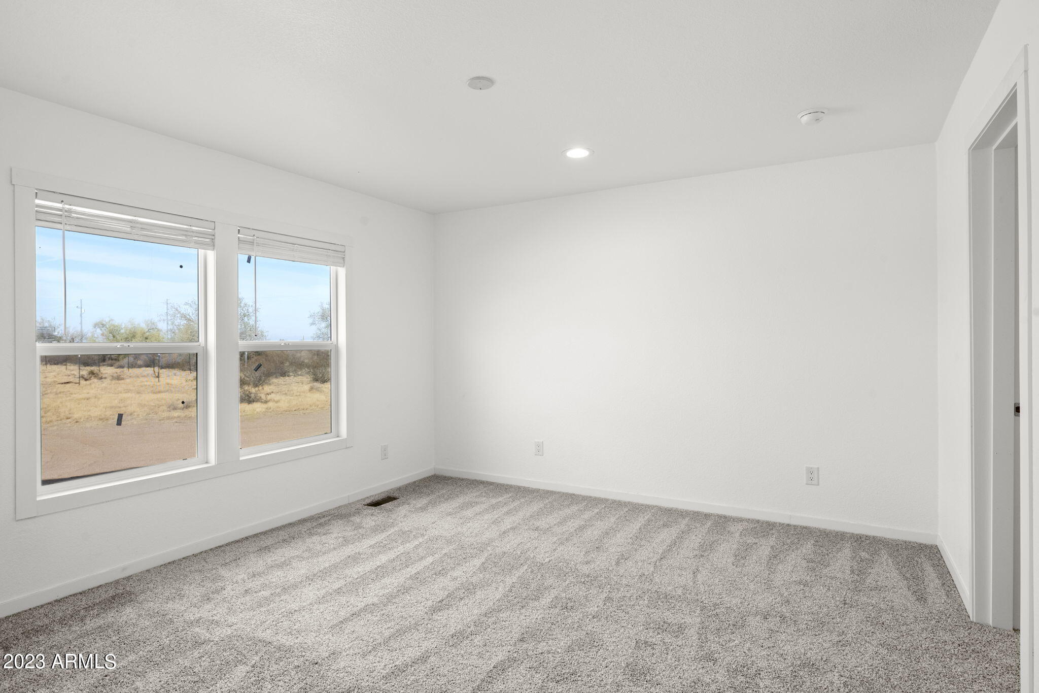 53019 West Century Road Maricopa, AZ 85139 - Photo 14 of 30 14-web-or-mls-53019-w-century-rd