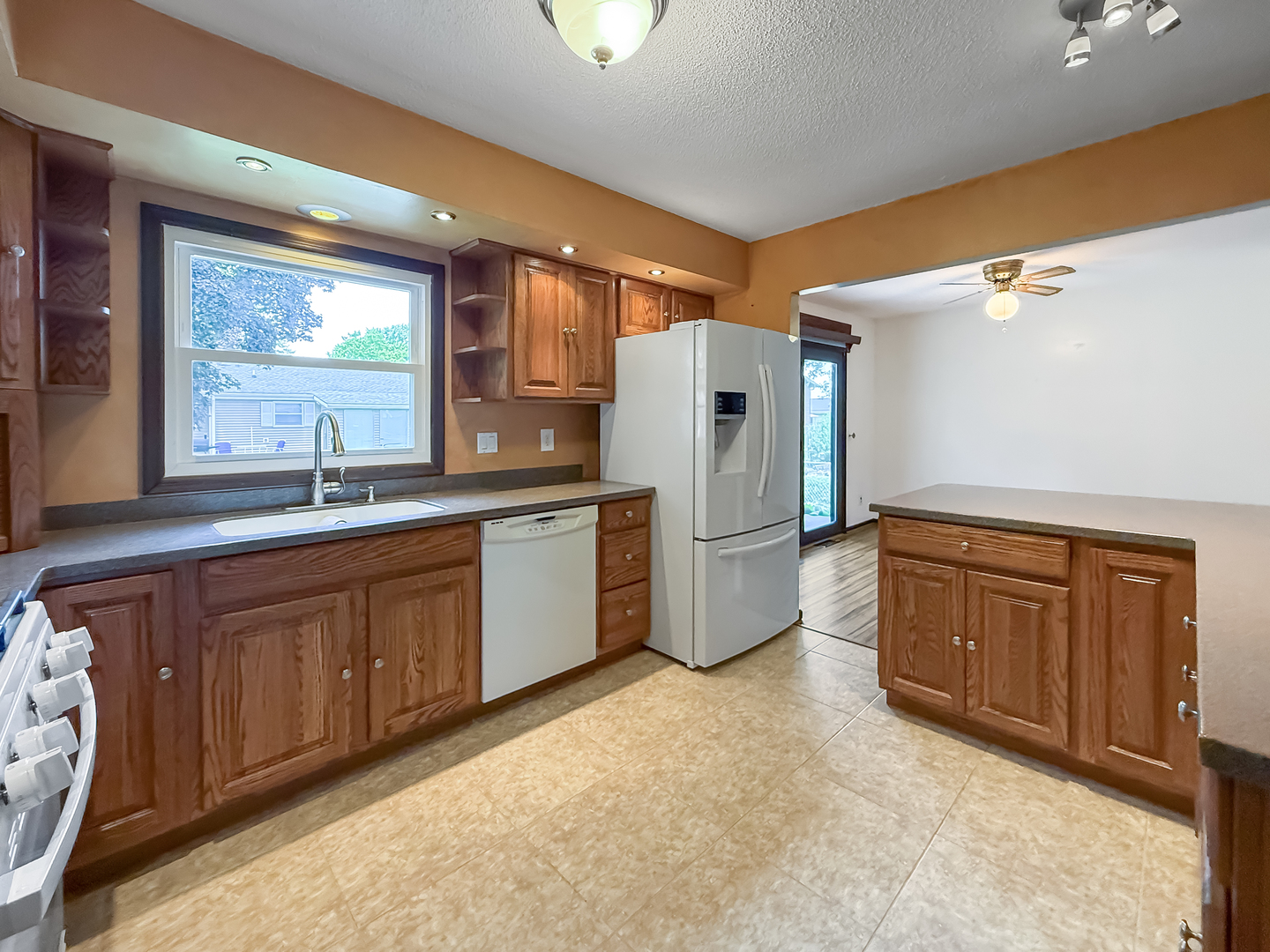 1025 Ruth Crane Drive Rantoul, IL 61866 - Photo 7 of 27