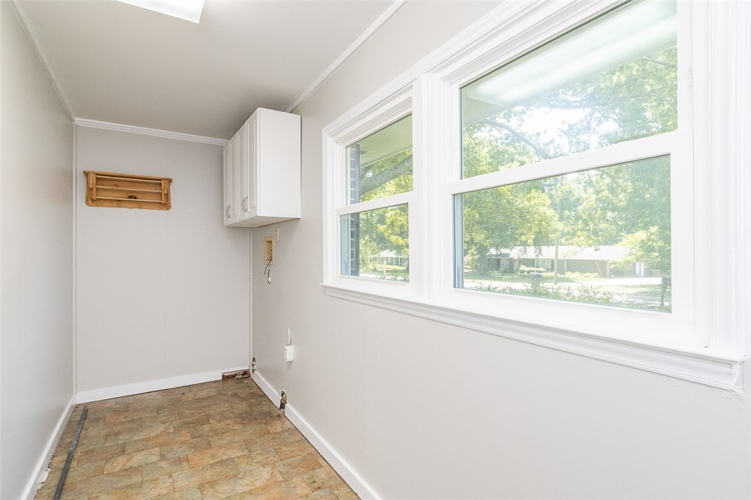 2005 Sheldon Drive Anderson, SC 29621 - Photo 19 of 42 Laundry off Rec