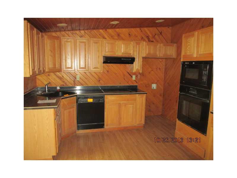 2305 North Rector Avenue Muncie, IN 47303 - Photo 8 of 11 Gallery Image 8