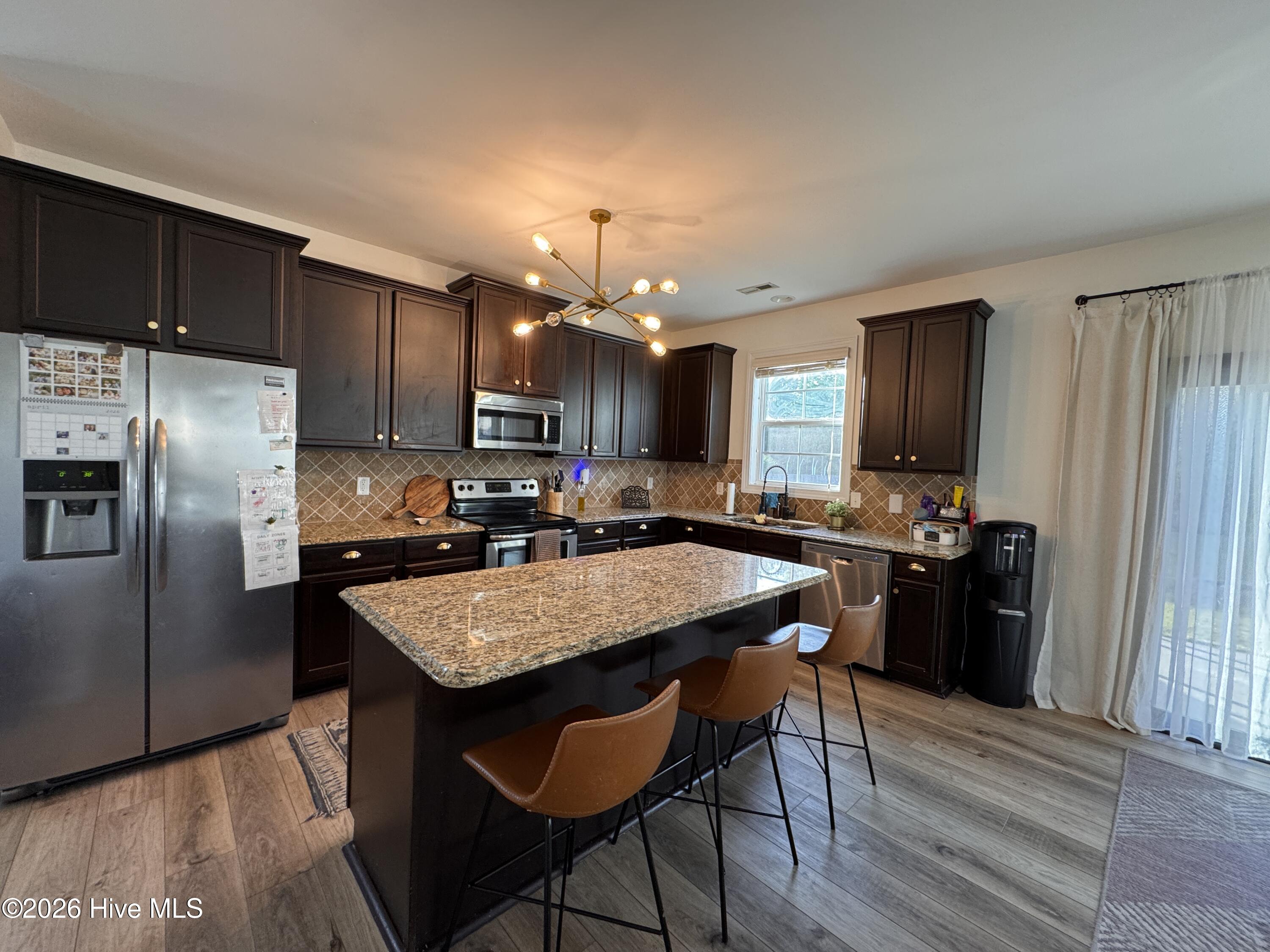421 Wolfe Lane Hubert, NC 28539 - Photo 5 of 24 421 Wolfe Lane