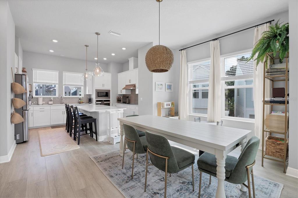 2353 Lindstrom Street Sarasota, FL 34237 - Photo 15 of 44