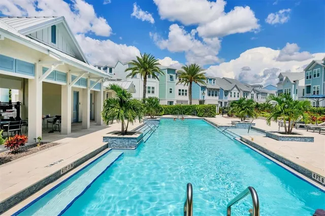 $3,600 | 2353 Lindstrom Street, Sarasota, FL 34237