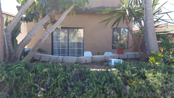 $3,000 | 4669 Point Loma Avenue, San Diego, CA 92107